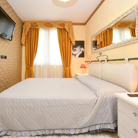 Elite Du Apartment *