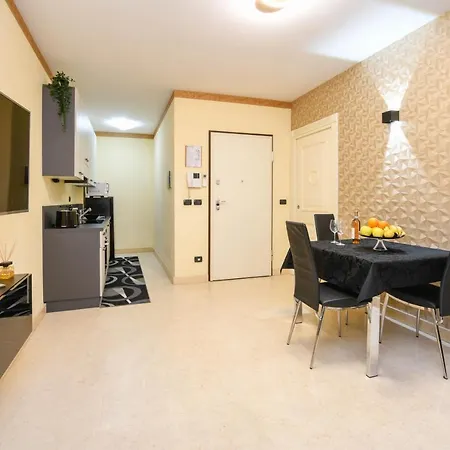 Elite Du Apartamento Desenzano del Garda